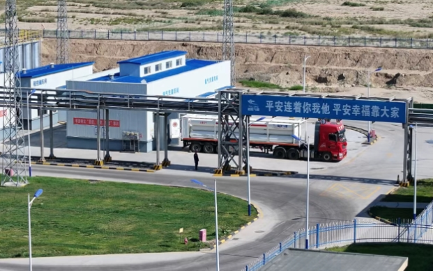 新疆豐源公司高純氫裝置投產(chǎn)-裕隆氣體開(kāi)啟氫能全鏈路服務(wù)新篇章